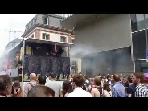 CSD Parade Frankfurt - Love is all around - CSD Regenbogen Parade #csd #liebegewinnt #pride