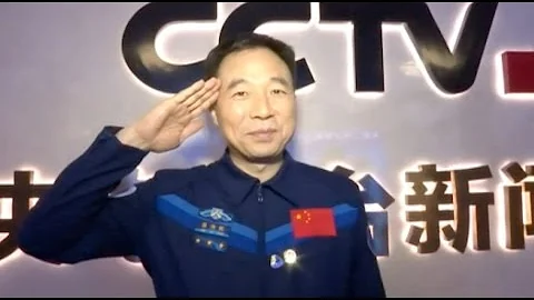 Quick Questions with Chinese Astronauts before Their CCTV Gala Appearance - DayDayNews