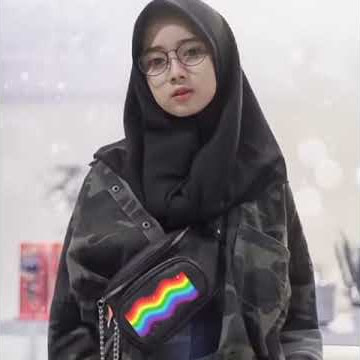 Mentahan video polosan berkelas