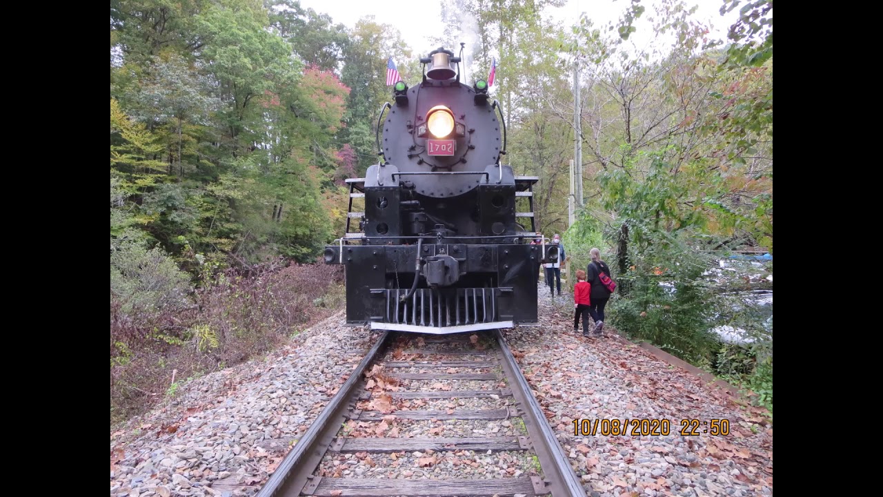 This Is A Chat Room. Come Along & Join Us! Rules Are In The Description!