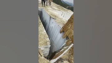 The process of mountain stone mining- Good tools and machinery make work easy