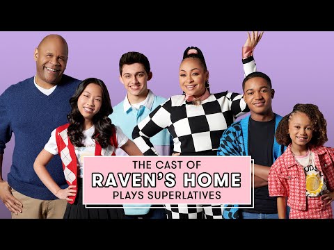 THIS Member of 'Raven's Home' ALWAYS Forgets Their Lines On Set | Superlatives | Seventeen