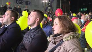 До малите партии До малите партии