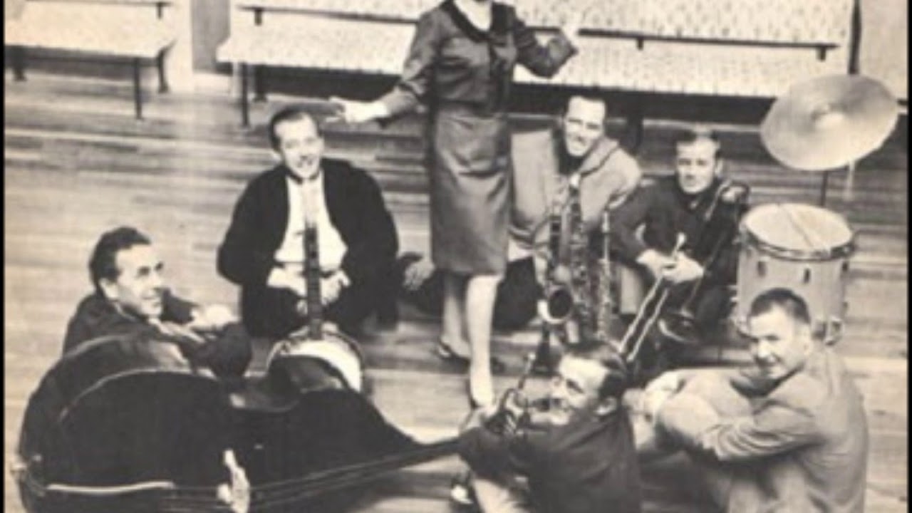 Dutch Swing College Band  -  Feat.  Conny van Bergen   -   Always true to you