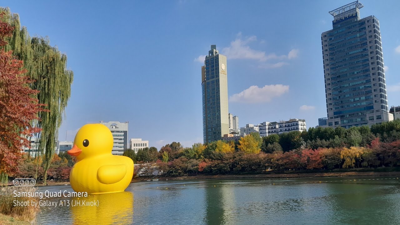 Seokchon lake & Rubber Duck - Hiking