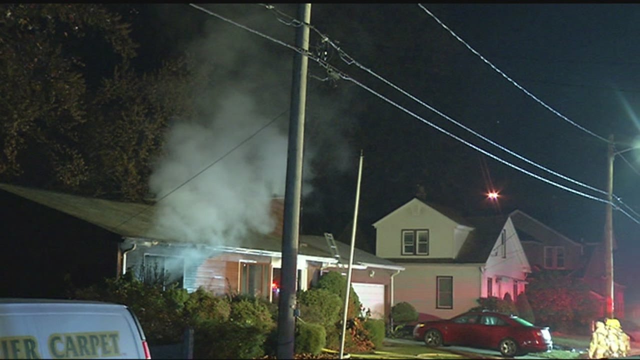 House fire on State Street in Chicopee - YouTube