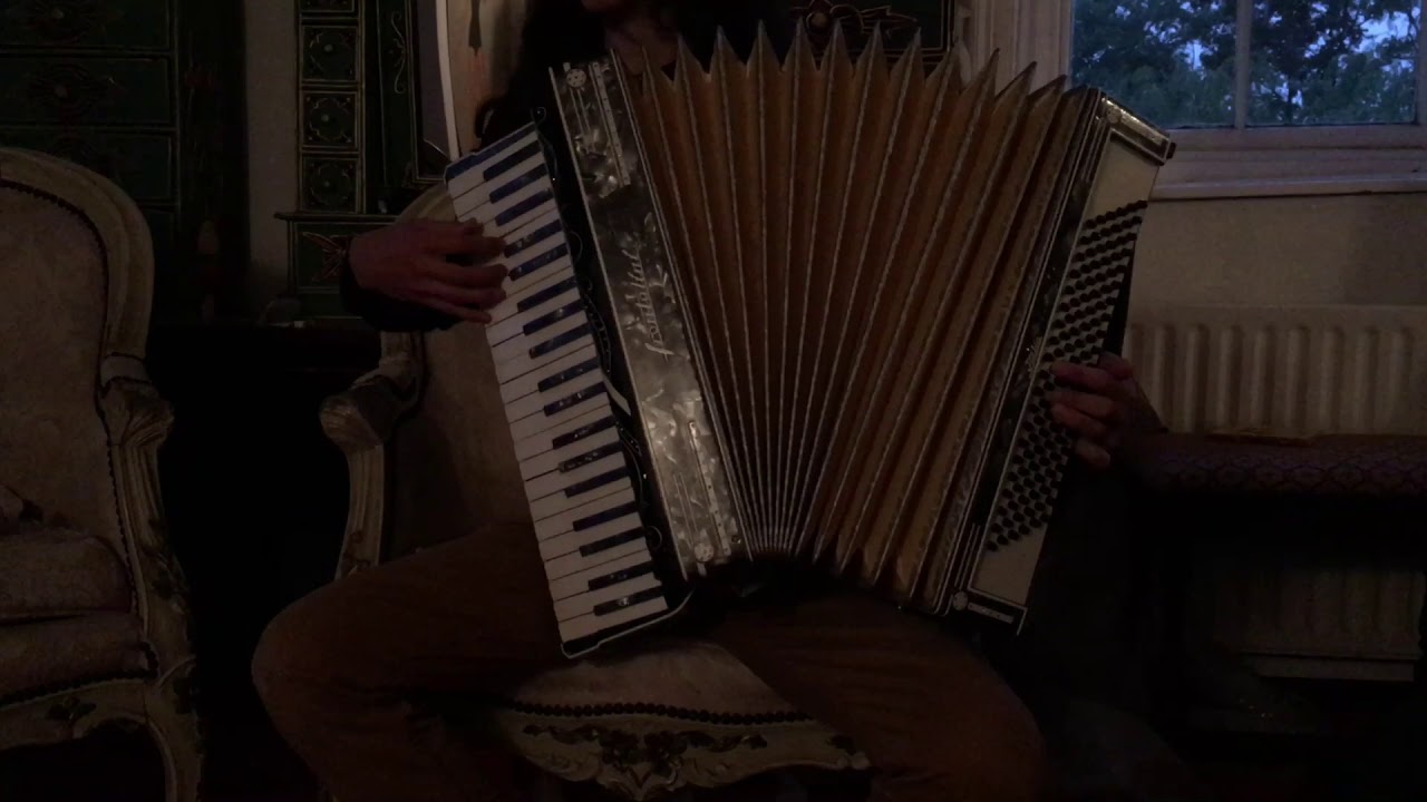 Accordion Club Solos 15 Music For A Found Harmonium (Penguin Café