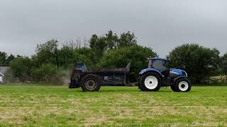 Muck Spreading   4K