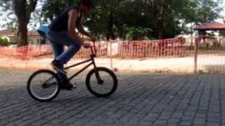 Leonardo Lopes bmx edit.wmv
