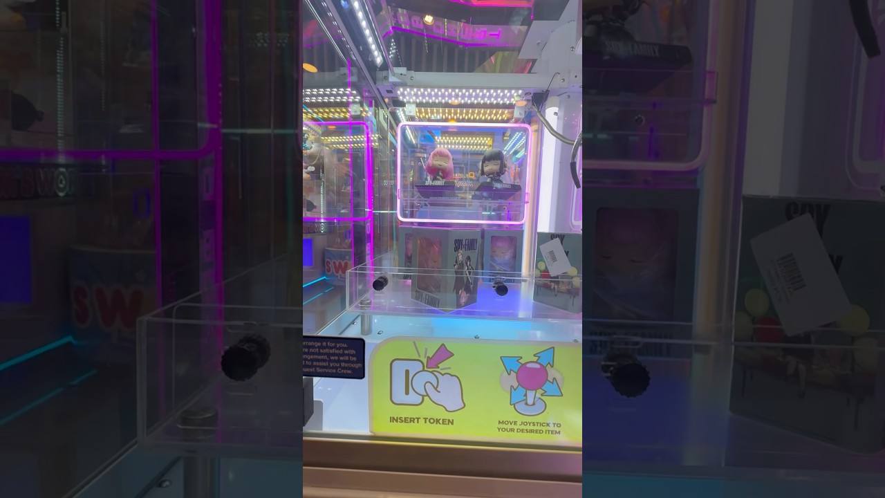 Шпионская семья! 🖤🤍 #clawmachine #clawmachineshort #arcade #fypシ゚viral #trendingnow #spyxfamily