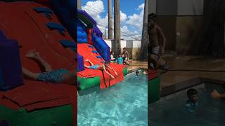 Gincana na piscina #shortsvideoviral #gincana #piscina #brincadeirasnapiscina