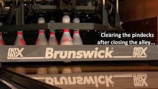 Brunswick GSX Pinsetter - Clearing the pindecks after closing