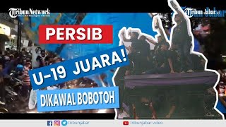 PERSIB JUARA !!! Ribuan Bobotoh PERSIB Mengawal Sang Juara Keliling Kota Bandung