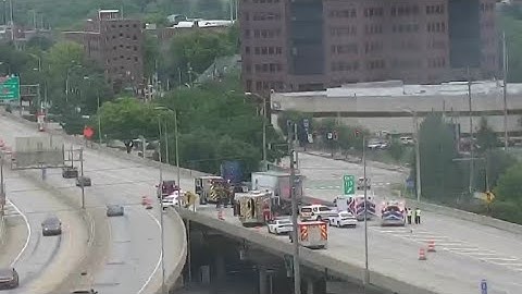 Tennessee man killed in crash with semi-truck on I-65 in Indianapolis