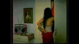 Ngintip Mba Eva ganti baju,eeh ketahuan.wmv