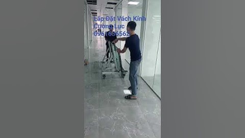Lắp Đặt Vách Kính Cường Lực #vachkinh #cuakinh #quangnamphatvietnam #shorts