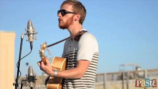 Watch Kevin Devine Wait Out The Wreck video