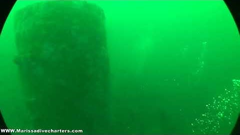 Wreck dive on the Ruby-E