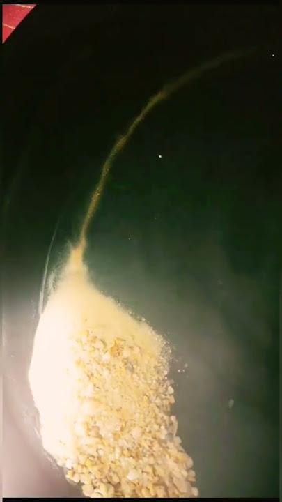 Uji Test Material Bebatuan Super Emas halus terlihat jelas