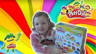 Стася с Play Doh! Учим формы и цвета (играем 2018)