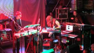 Hawkwind - Inner Visions (Studio Track). Pictures live in Holmfirth, 03-12-2010.wmv