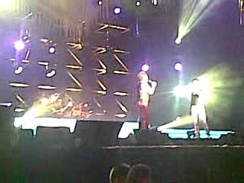 Alan Tham & Hacken Lee Live Concert in Malaysia 01