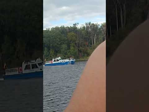 КАТЕР ВОДНОЙ ПОЛИЦИИ(водное ГАИ), озеро гриебниц, ПОТСДАМ, БРАНДЕНБУРГ, ГЕРМАНИЯ