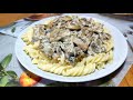 Очень Вкусные Шампиньоны в Сметане с Макаронами!  Простой Рецепт Макарон с Грибами в Сметане!