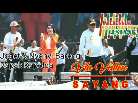Via Vallen - Sayang Live Suramadu (Millennial Road Safety Festival)