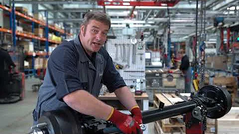 GIGANT service video - Change hub unit on 5.5 t rigid axle | EN