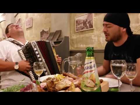 მახინჯი ვარ მაგრამ შენთვის გავკარგდები ❤ ))