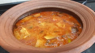 காராமணி / தட்டப்பயிறு குழம்பு |Karamani / Black eye beans  curry recipe in tamil