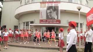 Флеш-моб - Маяковский - Дворец Молодёжи - 17 мая 2013г. Флеш-моб - Маяковский - Дворец Молодёжи - 17 мая 2013г.