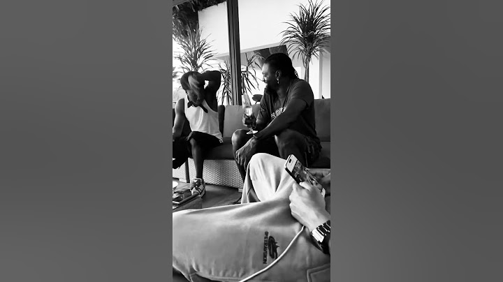 Stonebwoy previews one of his unreleased song to his friend Emmanuel Shayi Adebayor  in Lome , Togo