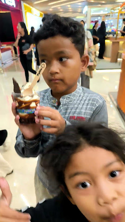 ueanak es cream pipiltin #mukbang #food #jajanan #chocolate #coklat