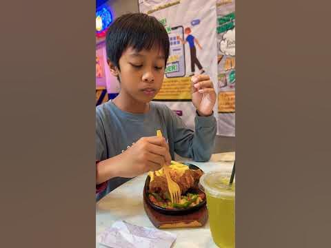 Makan SUSHI AEON MALL SENTUL. . 