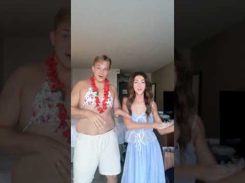Wait For It!😳😂#trizzy #funny #dance #blendedfamily #family #funnyjokes #couple #vacation #fun #lol