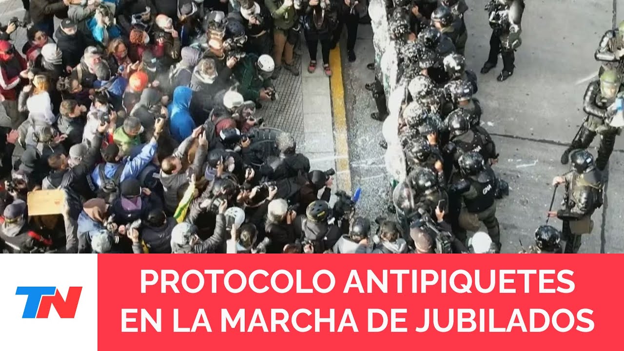 Gendarmería aplica el protocolo antipiquetes: incidentes en la marcha ...