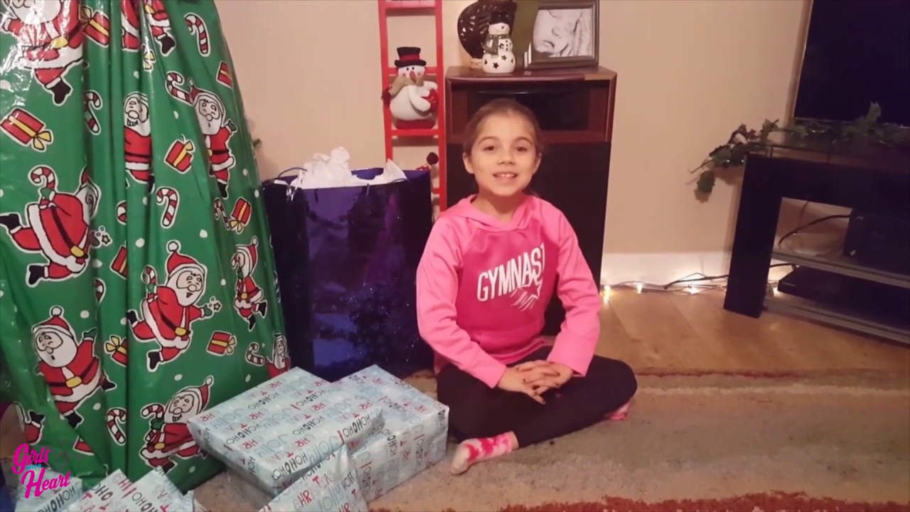 girl clothing websites Girl with Heart Natalie Buys Holiday Presents For a Child in Need