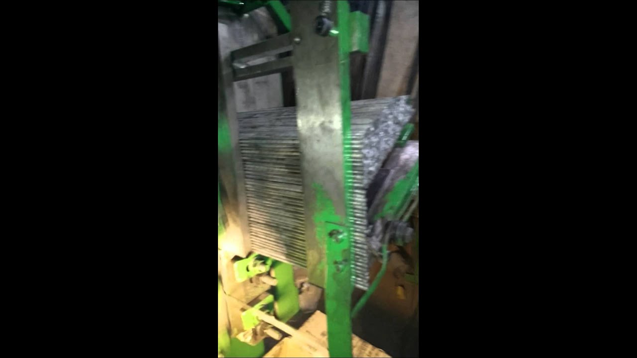 High speed FEDA Vertical thread rolling machine FD207 YouTube