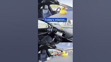 The CS50 Duck meets real-world AI in San Francisco. 🦆🚗