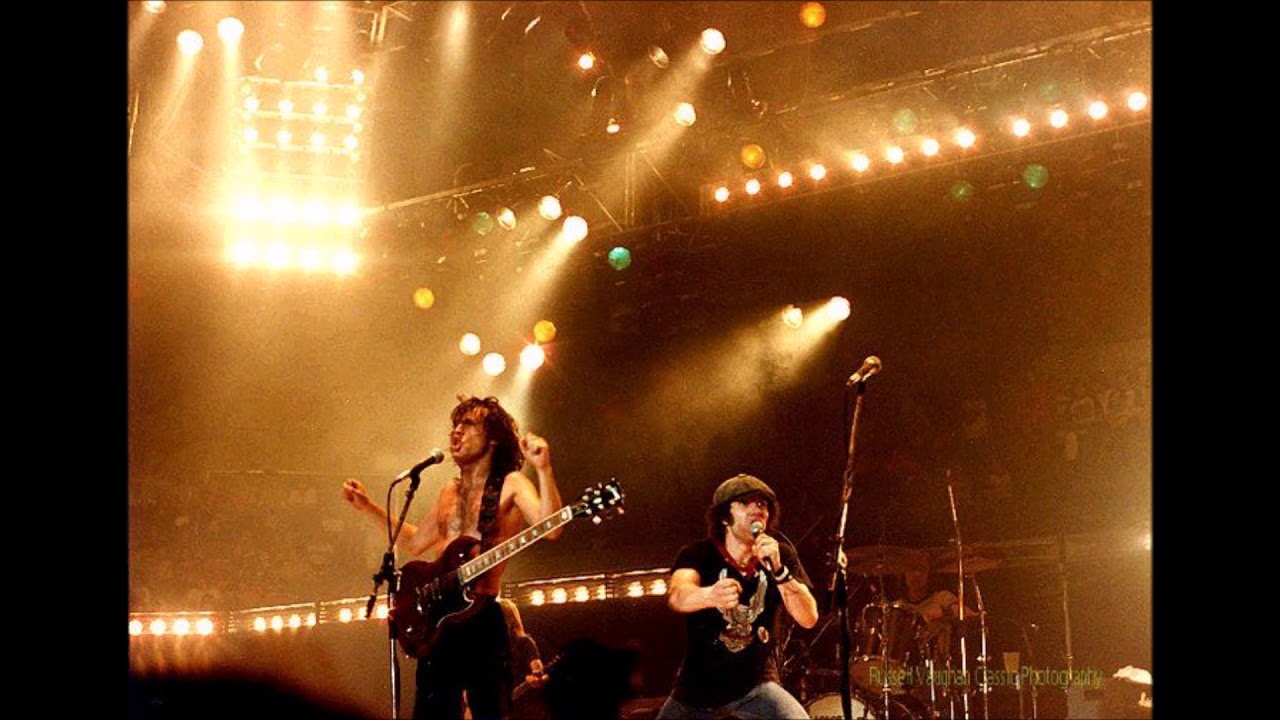 AC/DC The Jack (Live Apollo Theatre, Glasgow Scotland, Oct. 9th 1982