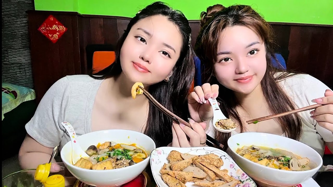 Bánh canh cua đồng gây thương nhớ 