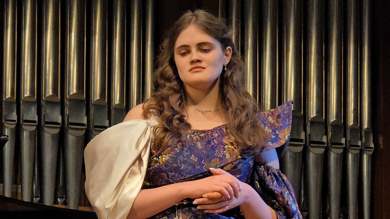 Daria Siligova • Mussorgsky: Parasya's Thought from 