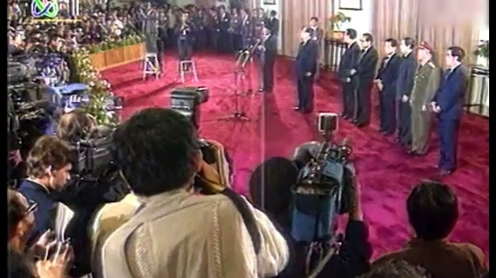 【影像资料】1992年10月十四大常委见面会，翻译错把young man翻译成young woman 长者纠正