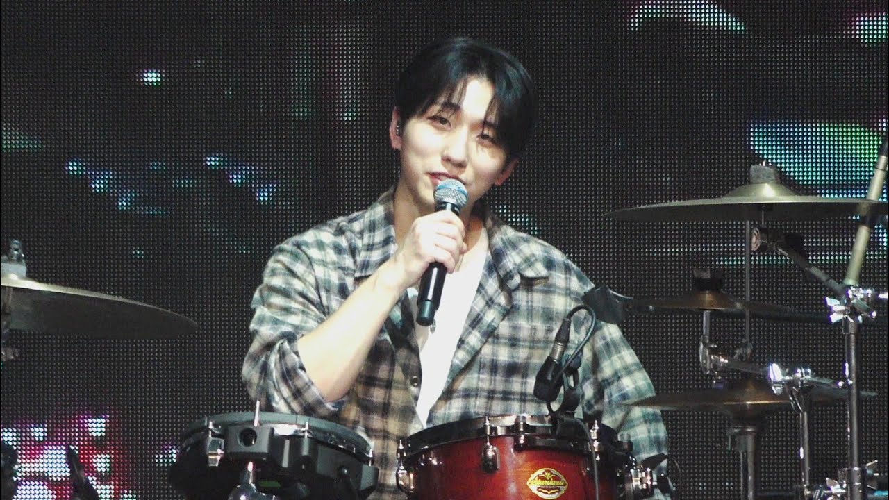 250301 Walking to the Moon 엑스디너리히어로즈 건일 직캠 Xdinary Heroes Gunil Focus | AWESOME STAGE in Busan 