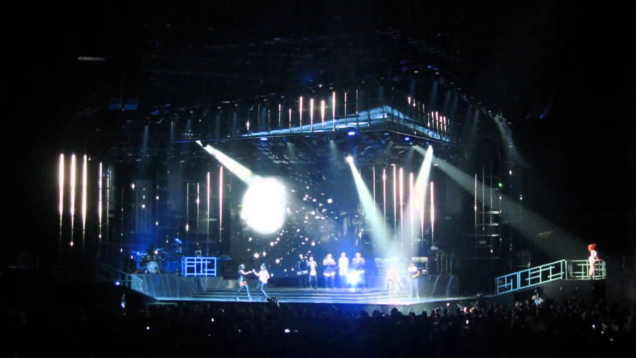 Usher at Staples Center 11.21.14 (HD 720p) YouTube