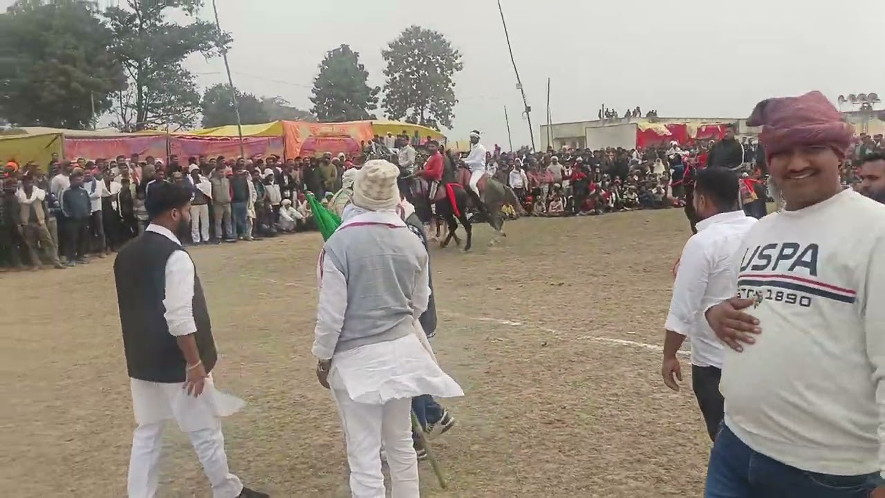 डुमरी में घोड़ा रेस कमलबास कुंवर   रजनी कान्त चौबे कै द्वारा कराया गया अच्छा लगे सब्सक्राइब जयश्रीमन