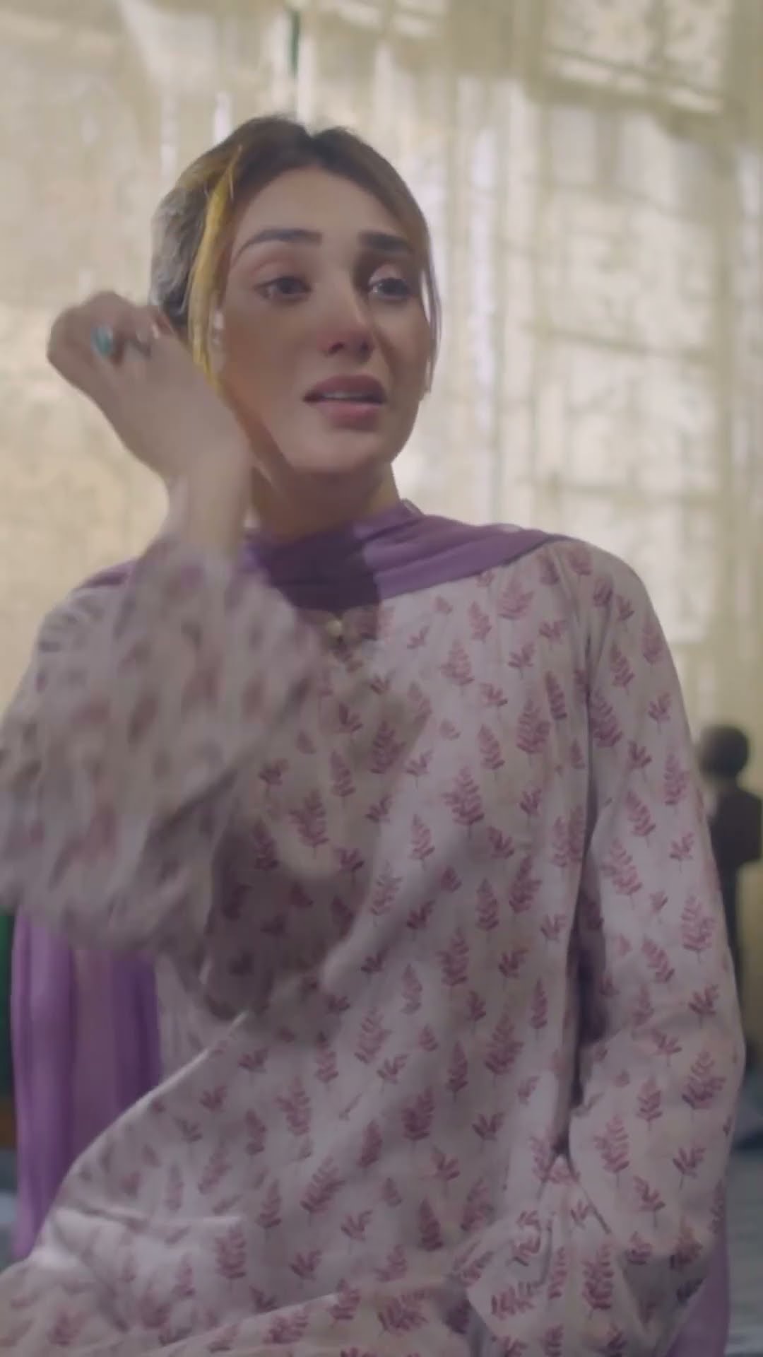 Aisa Kya Raaz Chupaya Jaa Raha Hai... #bharam  #hinatariq  #shorts