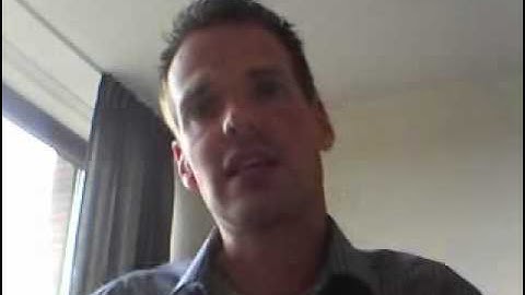 Chapter 4: Designing distribution networks and applications to online sales.